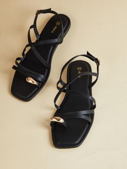 max - Women Black Sandals
