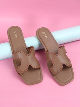 max - Women Brown Open Toe Flats