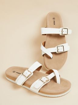 max - Women White Solid Double Strap Sandals