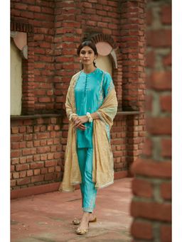 Vashisht Guru Dutt - Blue Embroidered Panelled Short Kurta with Pant and Dupatta (Set of 3)