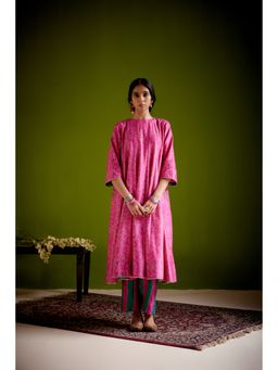 Vashisht Guru Dutt - Pink Woven Kurta with Pant (Set of 2)
