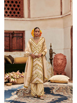 ITRH - Cream Chaand Kurta with Pant and Dupatta (Set of 3)