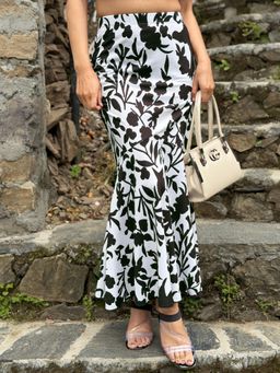 Tandul - Women Floral Printed White Skirt