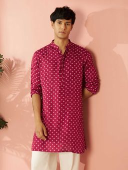 Vastramay - Pink Printed Satin Regular Kurta