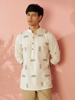 Vastramay - Cream Embroidered Cotton Regular Kurta