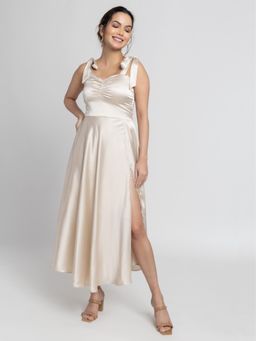 JULO - Creamy Sweetheart Maxi Dress