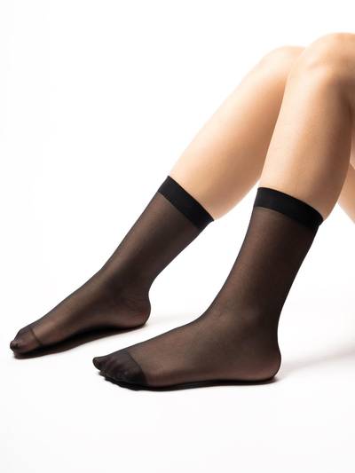 Women Black Dew Sheer Socks - Black