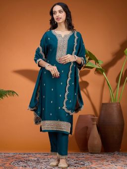 Koskii - Teal Embroidered Round Neck Three Fourth Sleeves Kurta Pant & Dupatta