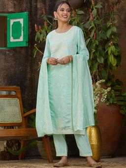 Koskii - Blue Embroidered Round Neck Three Fourth Sleeves Kurta Pant & Dupatta