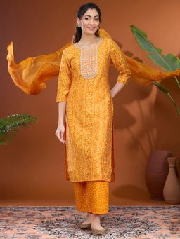 Koskii - Mustard Embroidered Round Neck Three Fourth Sleeves Kurta Pant & Dupatta