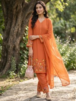 Koskii - Orange Embellished V-Neck Three Fourth Sleeves Kurta Pant & Dupatta