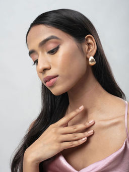 Twenty Dresses by Nykaa Fashion - The Golden Rule Hoops