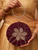 Maroon color option, Currently selected