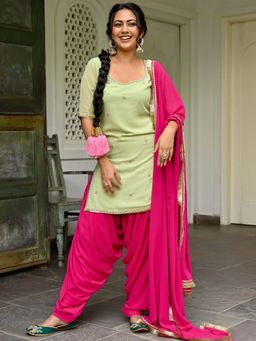 Lavanya The Label - Green and Pink Kurta Patiala (Set of 3)