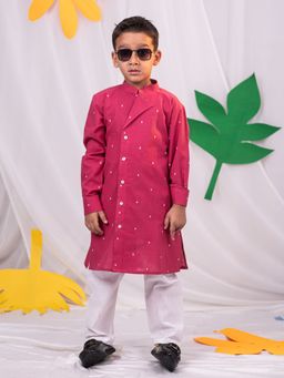 Vastramay - Boys Pink and White Kurta Pyjama (Set of 2)