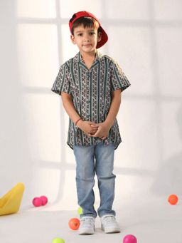 Vastramay - Boys Bottle Green Shirt