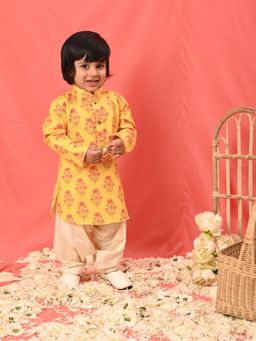 Vastramay - Infant Boys Yellow and Cream Kurta Patiala (Set of 2)