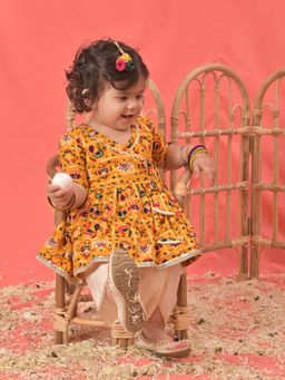 Vastramay - Girls Yellow Kurta and Dhoti (Set of 2)