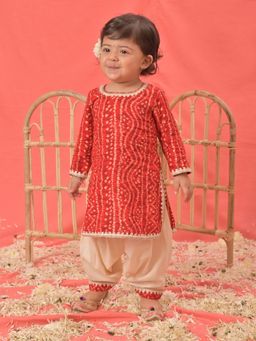Vastramay - Girls Red Kurta and Patiala (Set of 2)