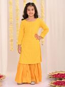 Yellow color option, Currently selected