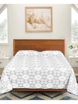 Saral Home - Chitki 2 Layer Fabric King Cotton Bedsheet For All Seasons