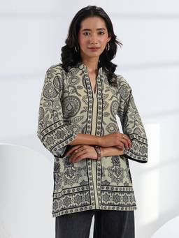 Libas - Off White Floral Printed Straight Kurti