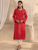 Red color option, Sold out, Currently selected
