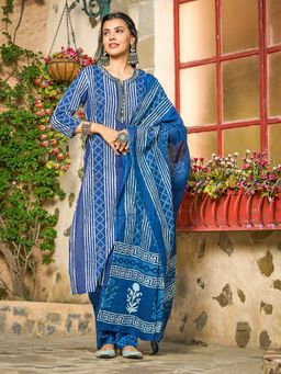 FASHOR - Striped Batik Printed Mirror & Resham Embroidered Kurta With Pant & Dupatta (Set of 3)