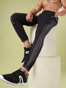 Technosport - Men Colorblock Slim Fit Sports Jogger