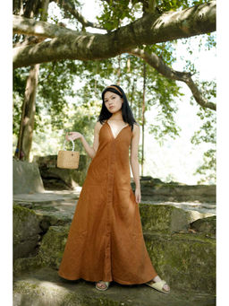 Five Thirty Somewhere - Brown Still Warm Maxi Sleeveless Dress