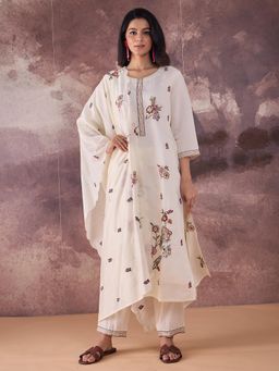 Indo Era - Off White Floral Embroidered Straight Kurta with Pant and Dupatta