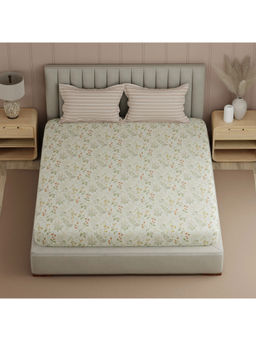 Boutique Living - Valatie Green Floral Double Bedsheet With Pillow Covers
