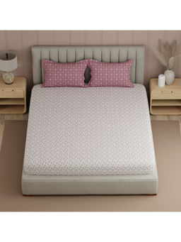 Boutique Living - Valatie Pink Geometric Double Bedsheet With Pillow Covers