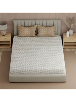 Boutique Living - Valatie Beige Geometric Double Bedsheet With Pillow Covers