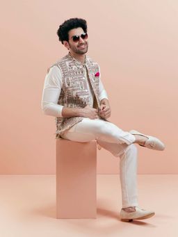 KISAH - Men White Floral Kurta with Pant and Nehru Jacket (Set of 3)