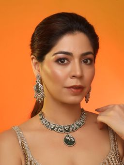 Auraa Trends - Luxury Green Stone Statement Necklace with Earrings Party Wear Jewellery