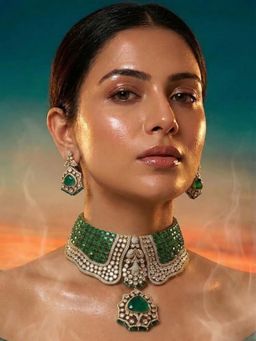 Auraa Trends - Emerald Green Bridal Choker Necklace with Earrings With American Diamonds