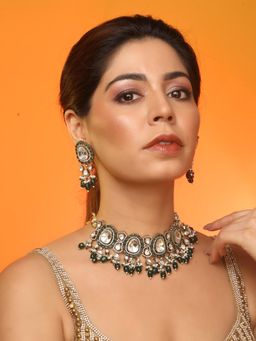 Auraa Trends - White Kundan Polki Necklace with Earrings Wedding & Festive Wear