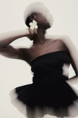 H&M - Women Black Pleated Bandeau Top