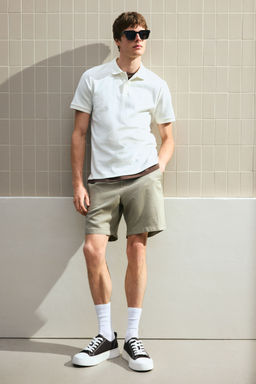 H&M - Men White Slim Fit Polo Shirt