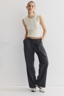 H&M - Women Black Pull-On Trousers