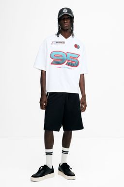 H&M - Men Black Relaxed Fit Mesh Shorts