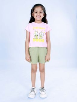 KiddoPanti - Girlss Pink Half Sleeves Chest Printed T-shirt & Shorts (Set of 2)