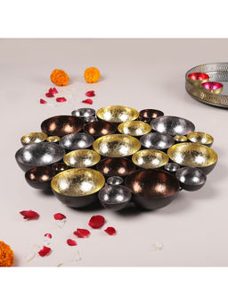 HomeTown - Aruba Iron Table Top Tealight Holder In Multi-Color