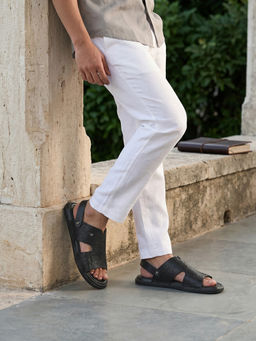 REGAL - Black Men Textured Leather Stylish Sandals