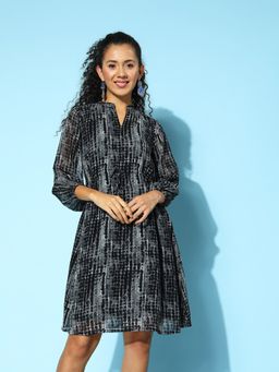 Varanga - Women Black Abstract Printed In Flared Hem Knee Length Dress