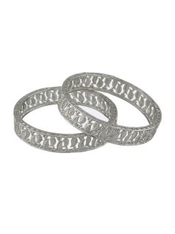 Aatmana - Set Of 2 Silver-Plated Leaf Shaped Bangles (2.4)