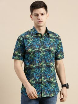 SHOWOFF - Men Spread Collar Multi-Color Slim Fit Abstract Printed Shirt