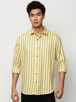 SHOWOFF - Men Long Sleeves Spread Collar Yellow Vertical Stripes Premium Shirt