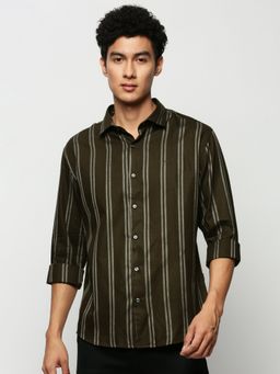 SHOWOFFFF - Men Long Sleeves Spread Collar Olive Vertical Stripes Premium Shirt